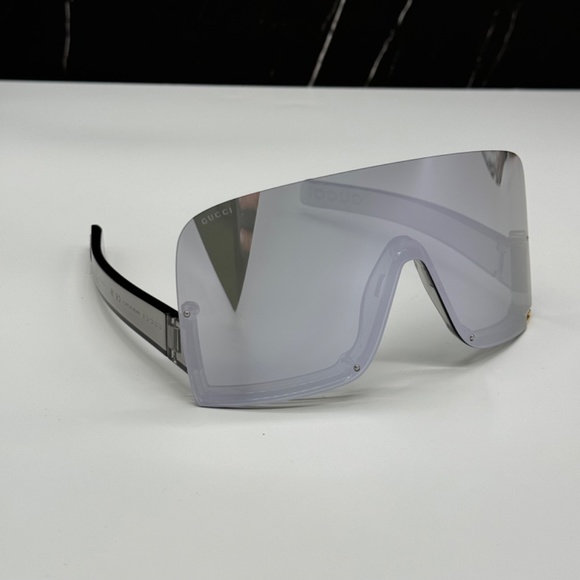 NEW GUCCI GG1631S 013 UNISEX SUNGLASSES GG 1631S 013 GUCCI SHIELD GREY EYEWEAR - Picture 6 of 11